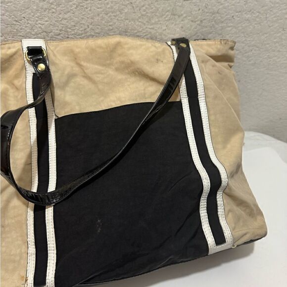 Kipling Large Tote cream black white nylon patent black handles - Picture 8 of 13